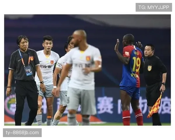 红牌规则：暴力犯规、严重犯规与阻挡进球机会的判定要点