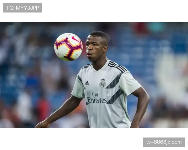 维尼修斯与姆巴佩：战术角色与影响力对比，谁是皇马未来一哥？